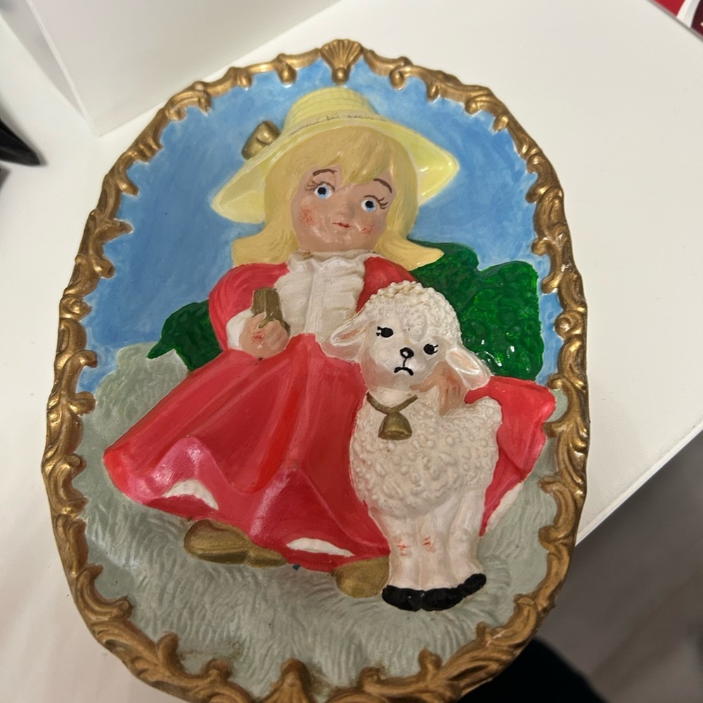 4/$50 -1980 Mary had a little lamb Girl Wall Plaque